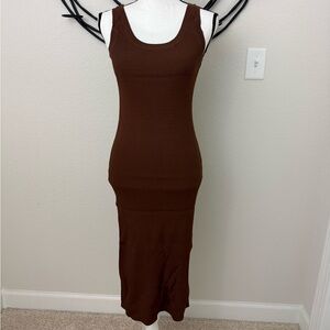 Chic Brown Ribbed Midi Dress